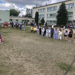 Festyn rodzinny - przeciąganie liny.