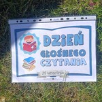 Kartka z napisem  Dzień głośnego czytania