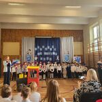 Uroczyste ślubowanie uczniów klasy I - apel na sali gimnastycznej