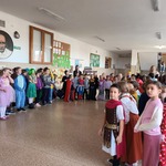 Uczniowie klas I - III.