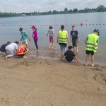 Uczniowie klasy 3b na plaży Dojlidy.