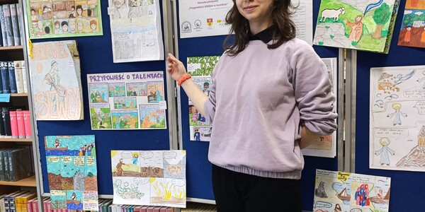 Wiktoria prezentuje swoją pracę konkursową - I miejsce