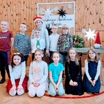 Uczestnicy na wspólnym zdjęciu w dniu konkursu.